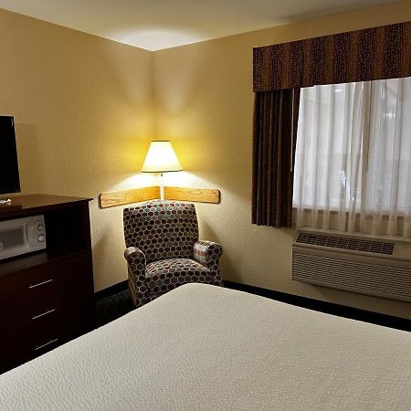 Days Inn By Wyndham Imlay City Exteriér fotografie