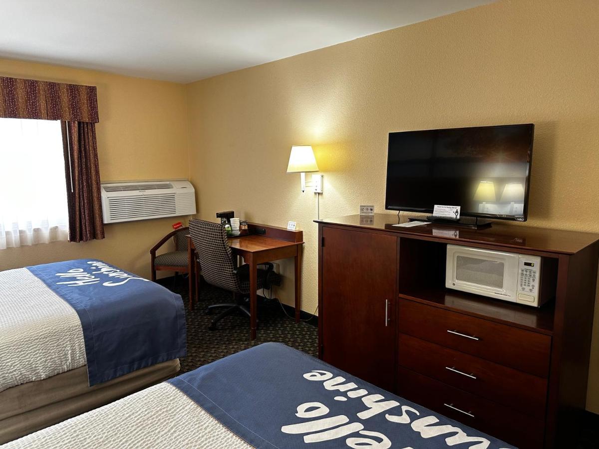 Days Inn By Wyndham Imlay City Exteriér fotografie