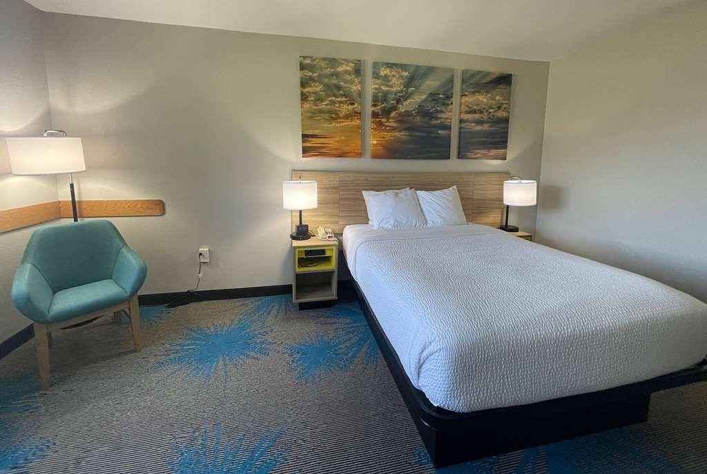 Days Inn By Wyndham Imlay City Pokoj fotografie