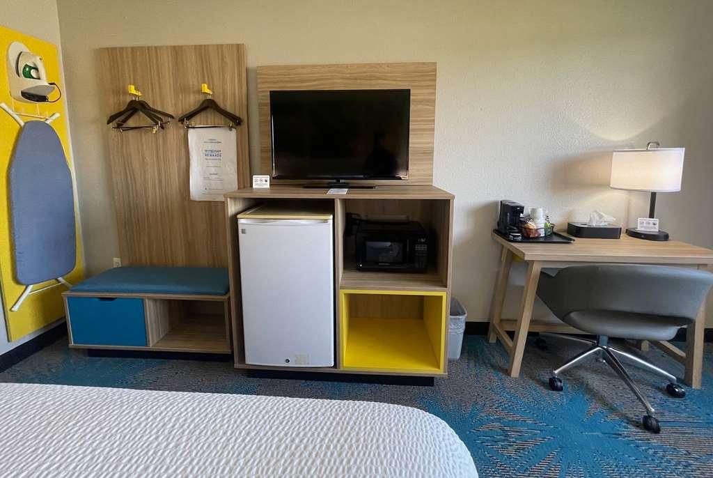 Days Inn By Wyndham Imlay City Pokoj fotografie